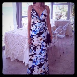 Beautiful Backless Floral Gown. Size Medium